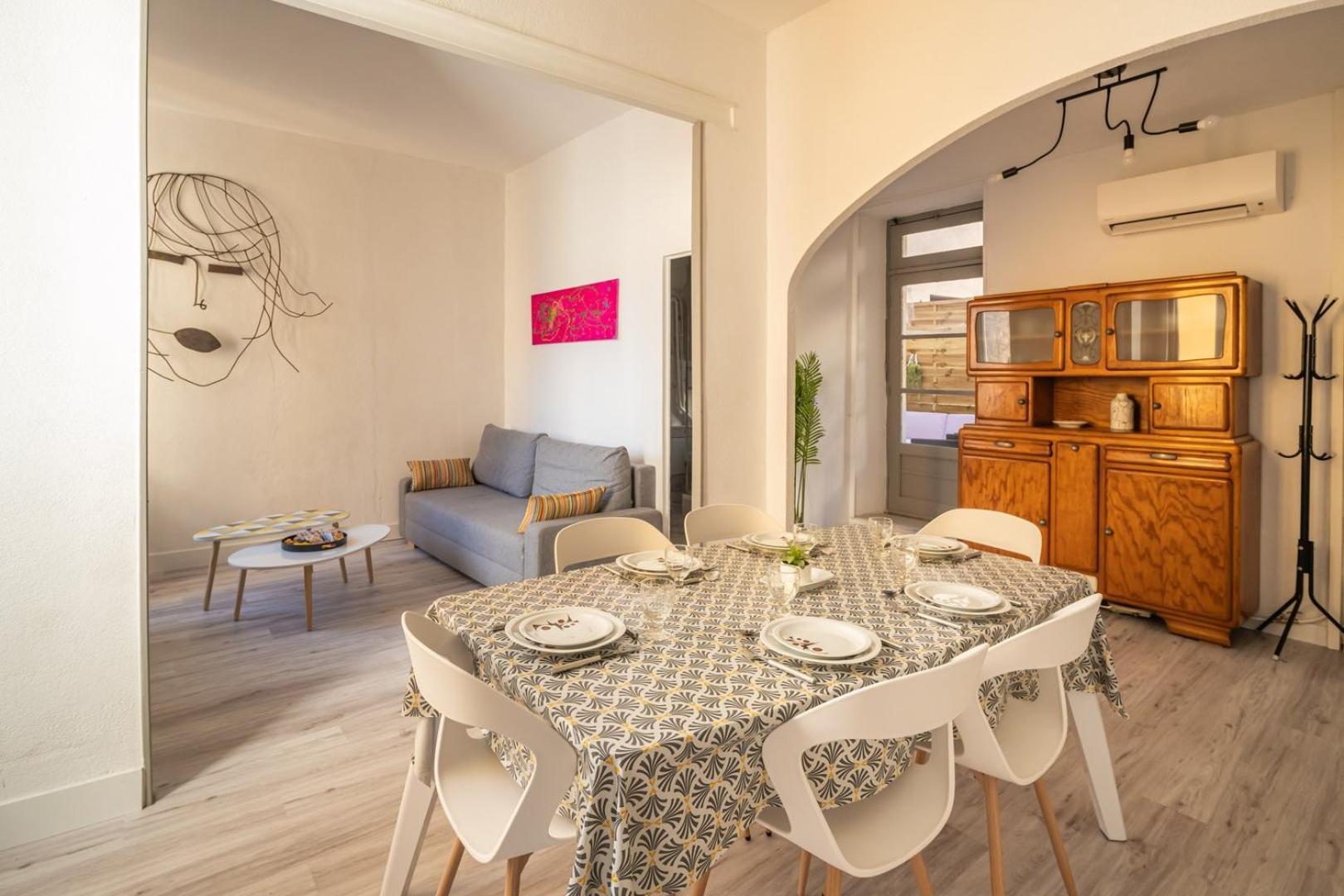 Apartment Le Convivial ~ Climatisation ~ Terrasse ~ Halles Narbonne